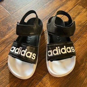 Adidas Adilette sandals. Size 6.